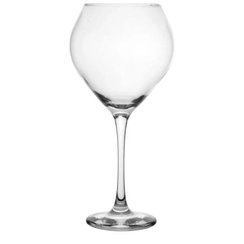 Стъклена чаша на столче