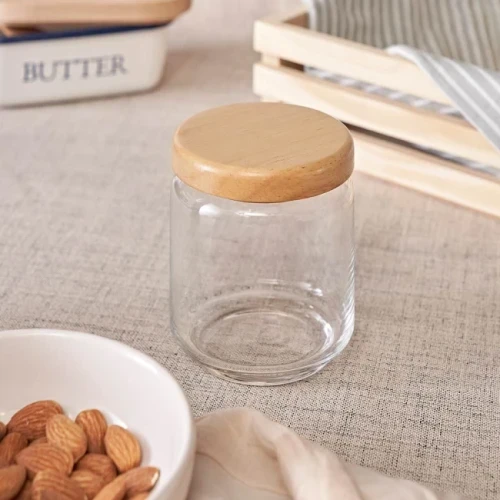 Стъклен буркан с дървен капак