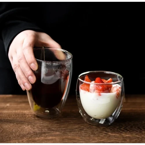 Стъклена двустенна чаша за топли напитки